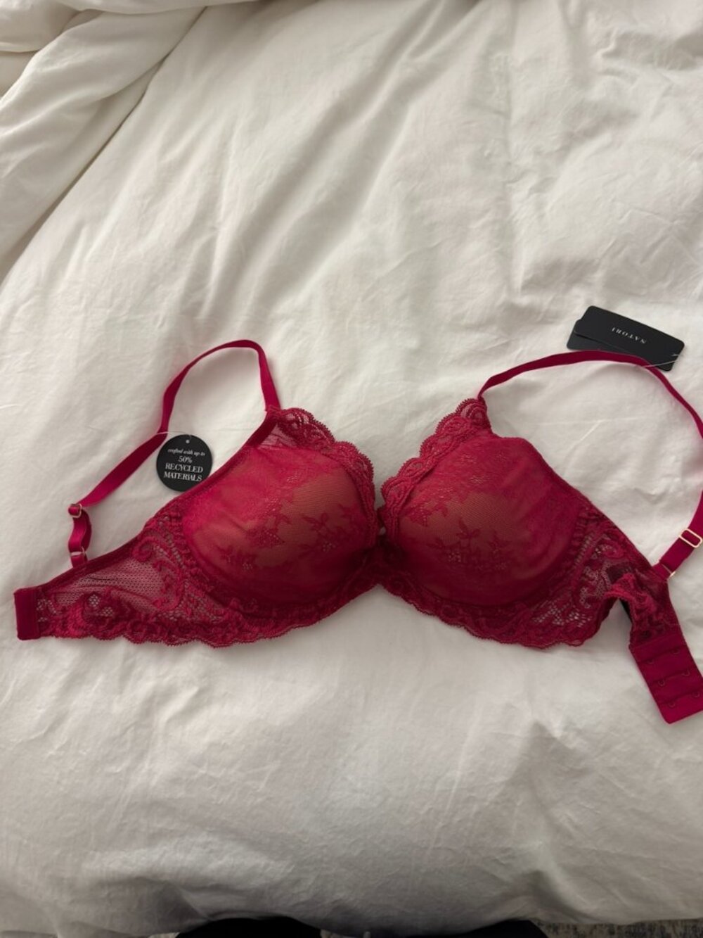(NWT) Natori Feathers Plunge T-Shirt Bra